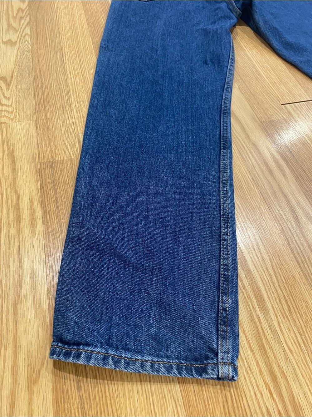 Levi’s Men’s “550” jeans size 34x 32. Like new! - Picture 8 of 14